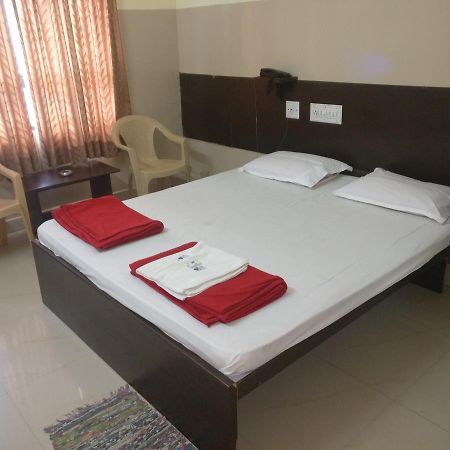Hotel Subhadra Comforts Shimoga Exterior foto