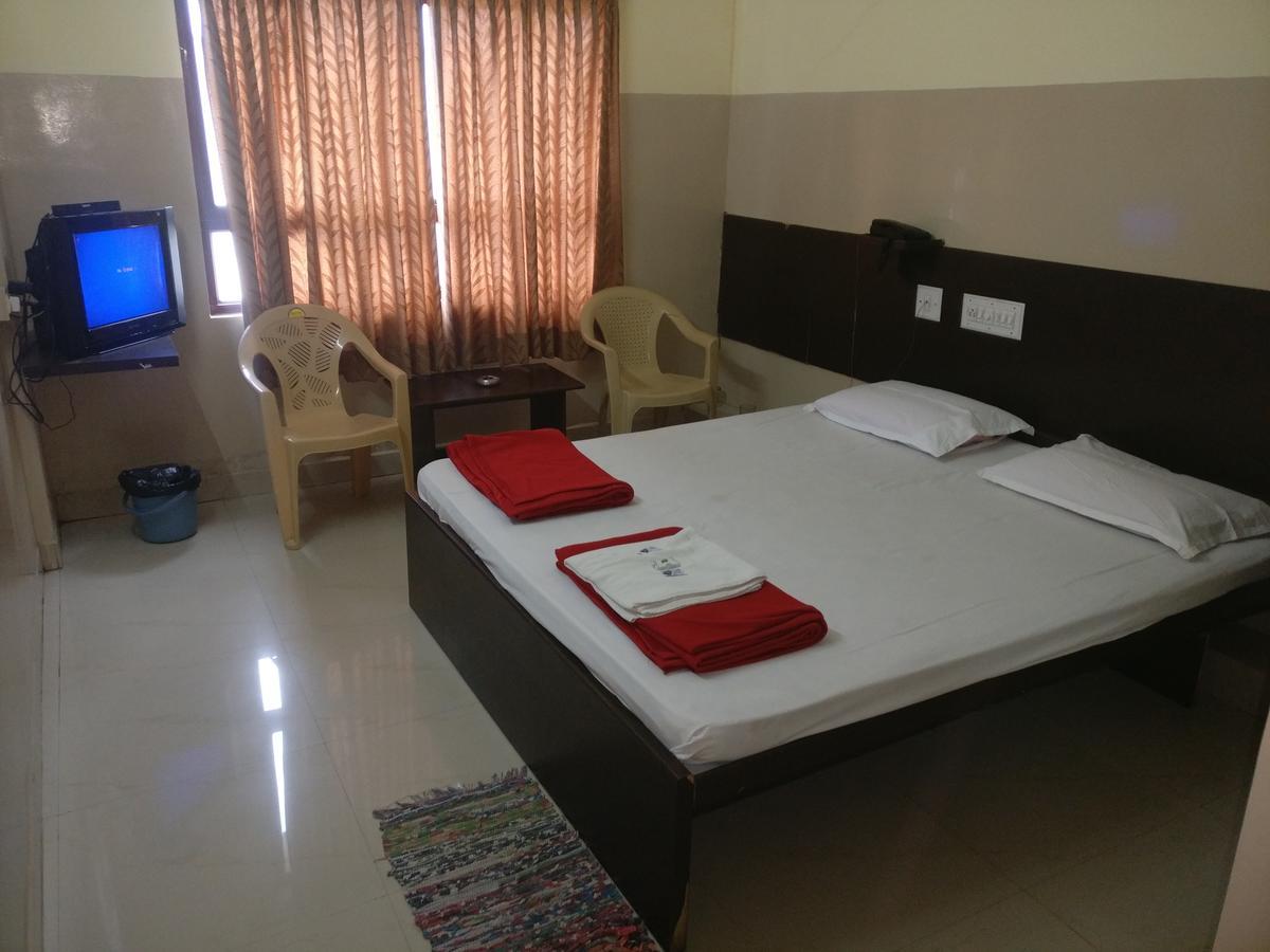 Hotel Subhadra Comforts Shimoga Exterior foto