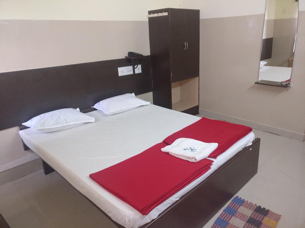 Hotel Subhadra Comforts Shimoga Exterior foto