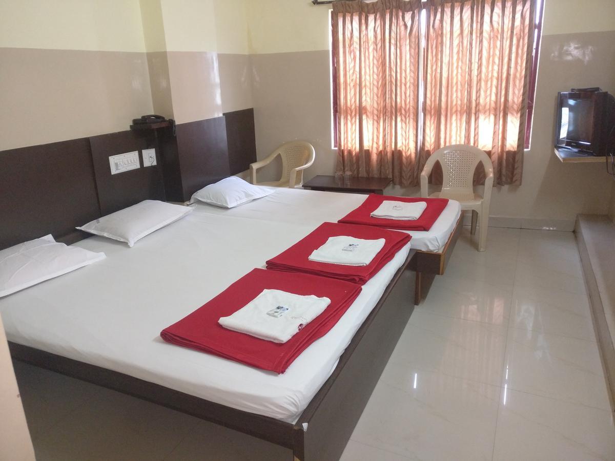 Hotel Subhadra Comforts Shimoga Exterior foto