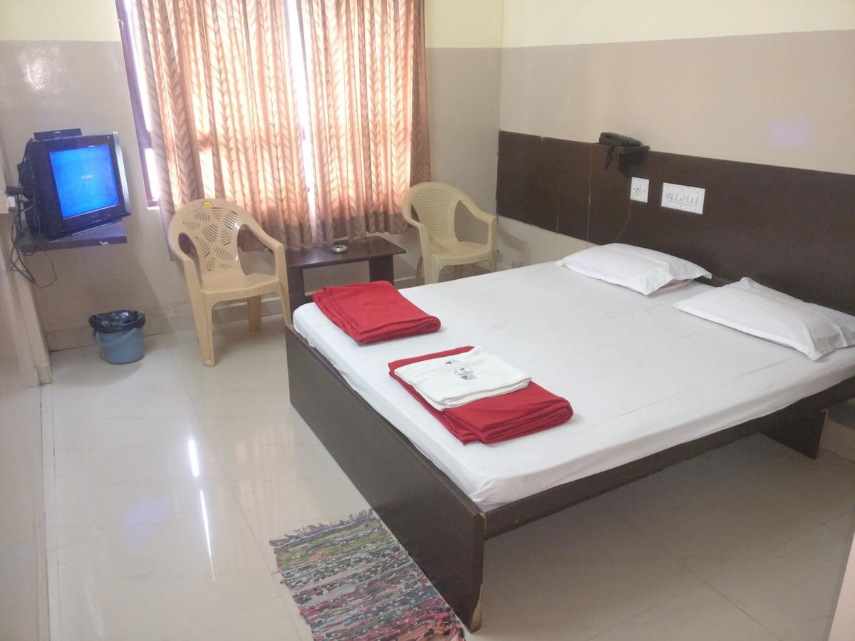 Hotel Subhadra Comforts Shimoga Exterior foto