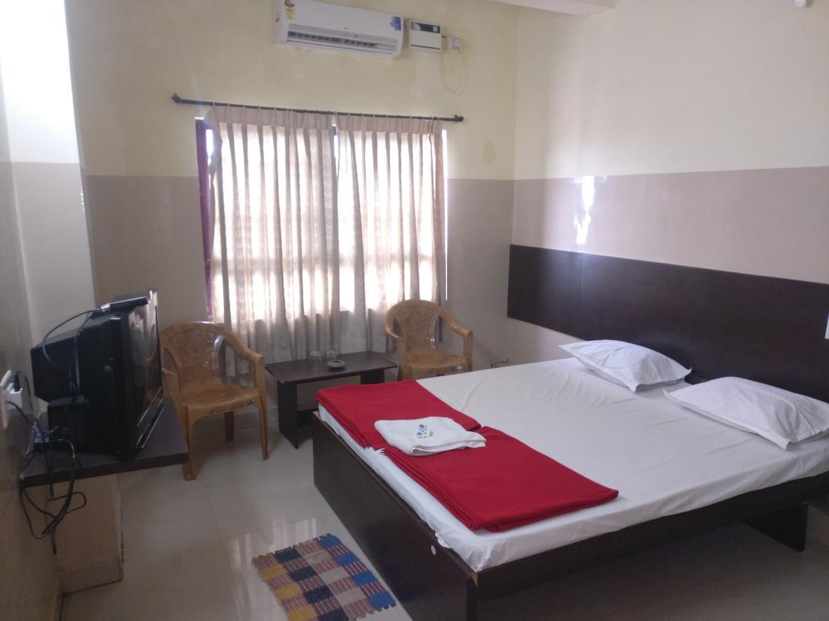 Hotel Subhadra Comforts Shimoga Exterior foto