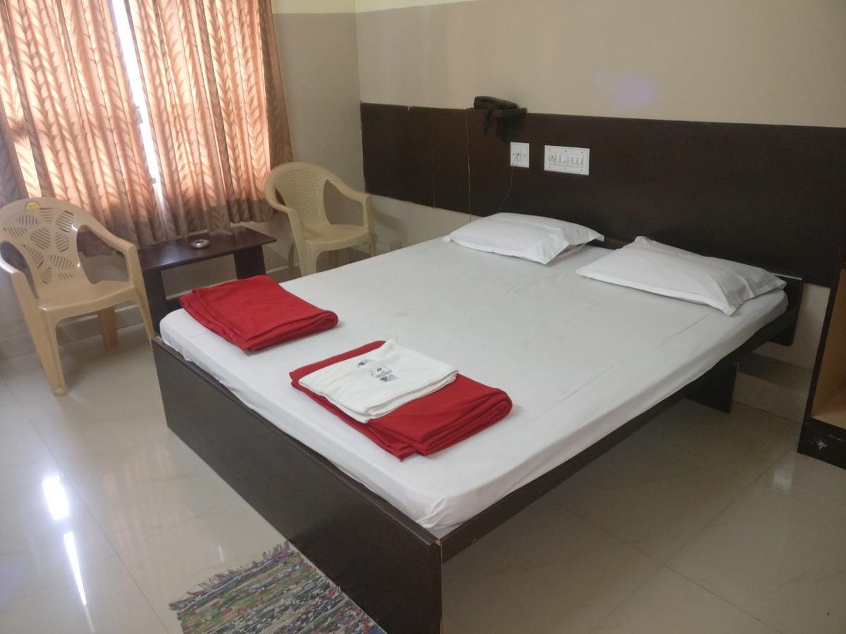 Hotel Subhadra Comforts Shimoga Exterior foto